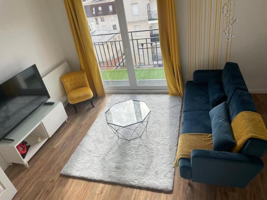 Appartement 3P Gare Terrasse Et Parking Prive Franconville  Ngoại thất bức ảnh